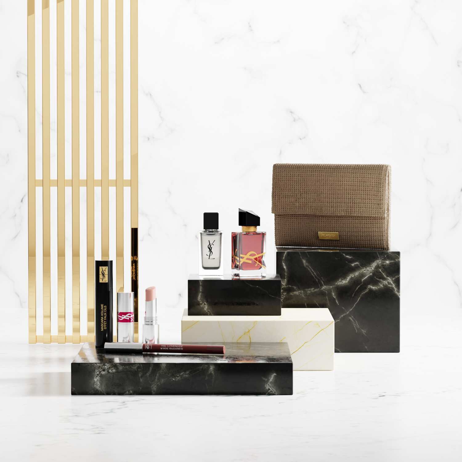Prodotti di bellezza YSL su piedistalli di marmo di lusso