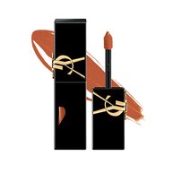 YSL The Inks Vinyl Cream nella tonalita 810, un tubetto nero con il logo YSL in oro e un taglio a cuore che svela la sfumatura arancione.