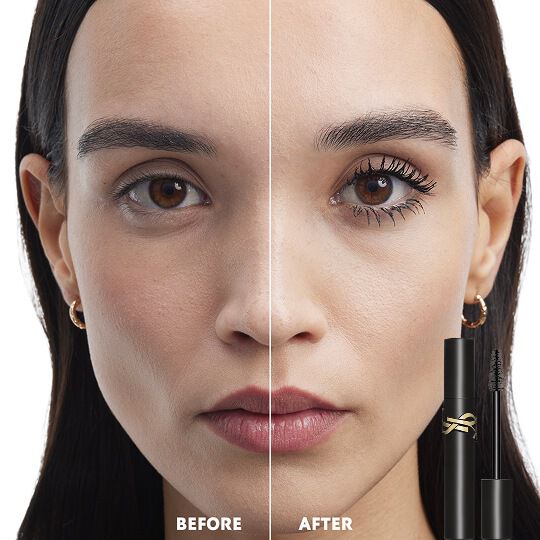 Confronto prima e dopo del Mascara Lash Clash in prugna. Il lato 'Dopo' mostra ciglia folte e volumizzate con una sfumatura viola profondo.